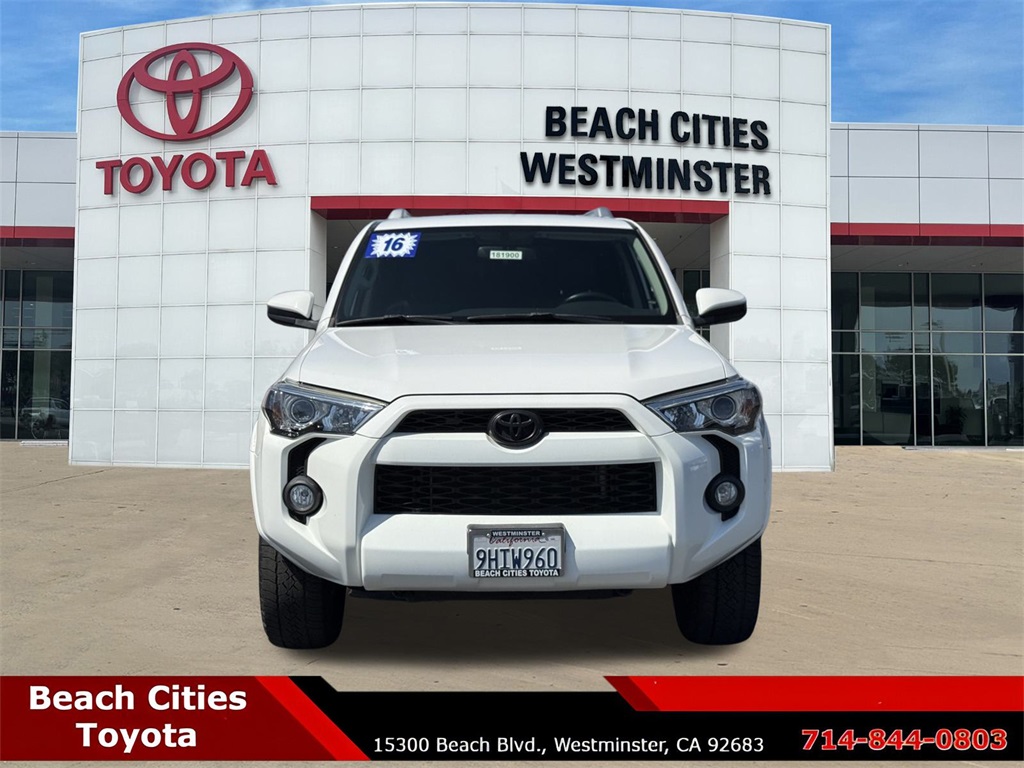 2016 Toyota 4Runner SR5 photo 2
