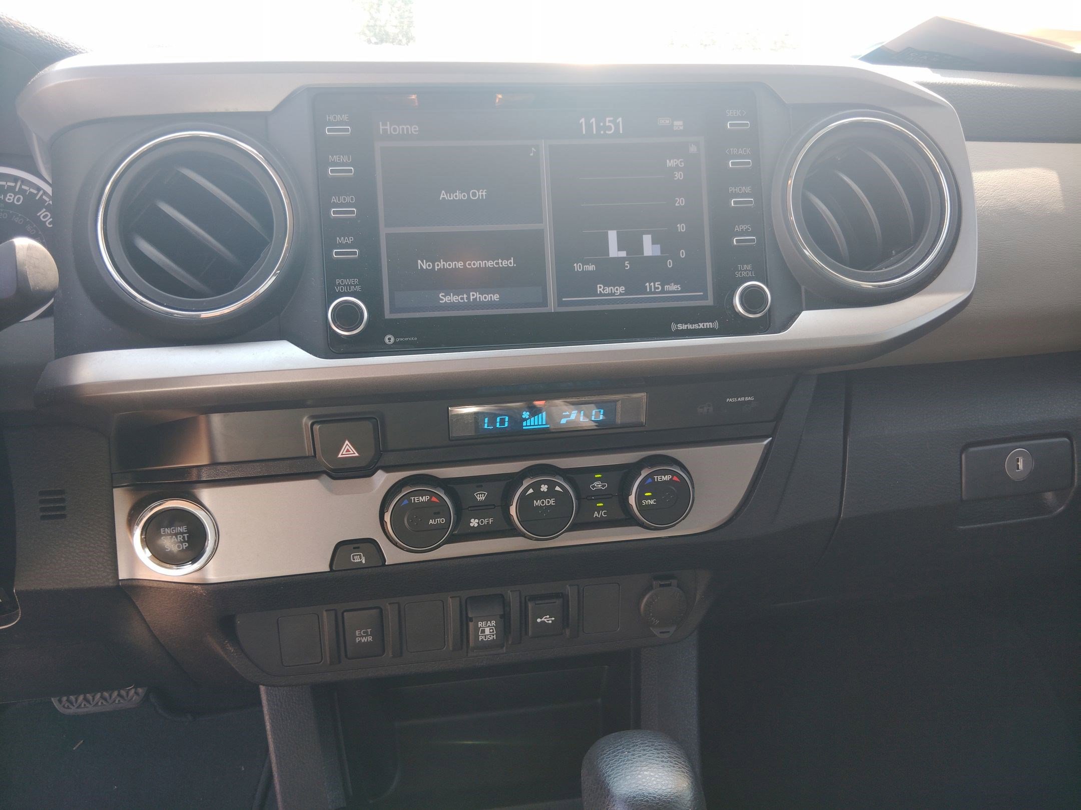 2023 Toyota Tacoma SR5 photo 21
