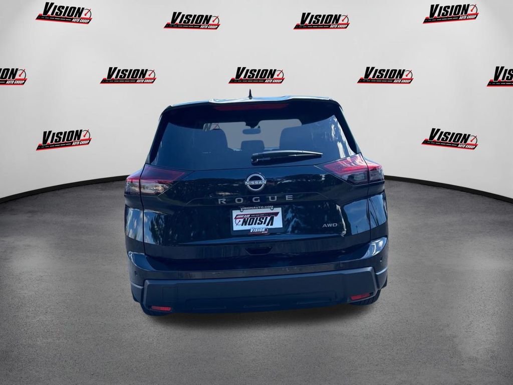 2026 Nissan Rogue SV photo 6