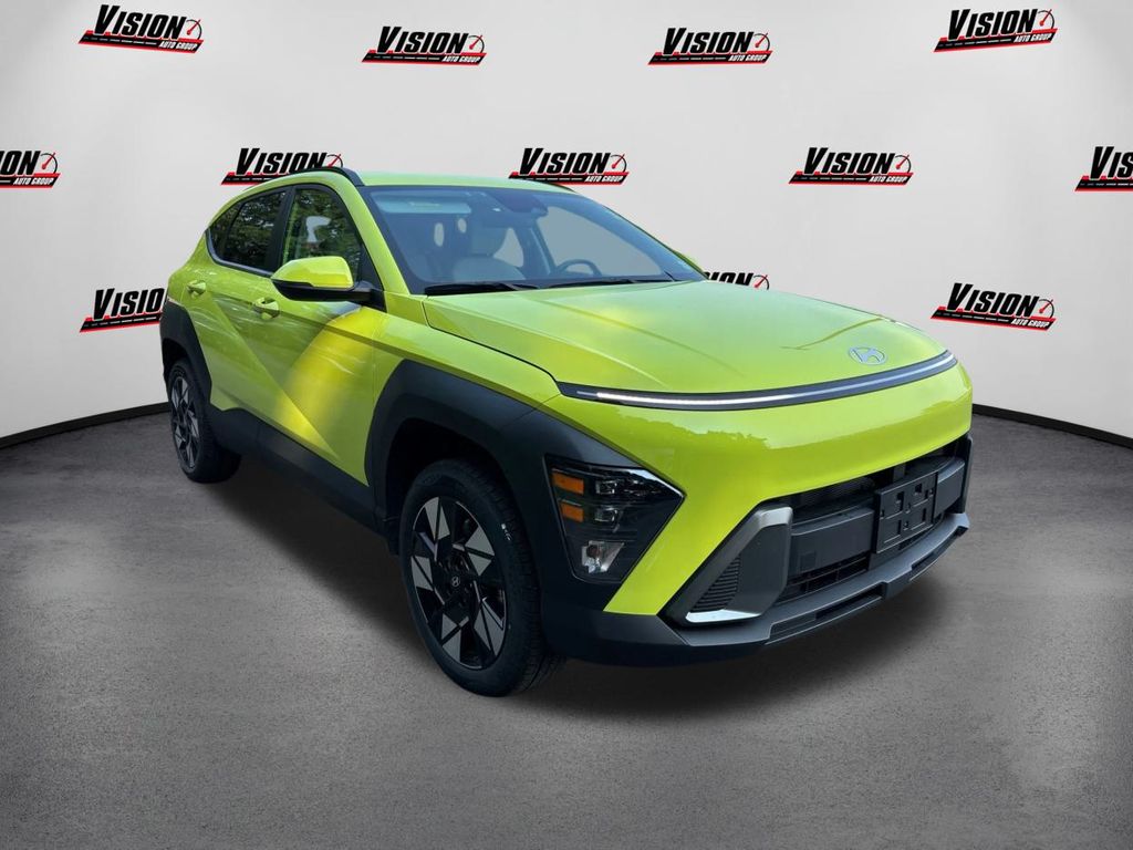 2024 Hyundai Kona SEL photo 3