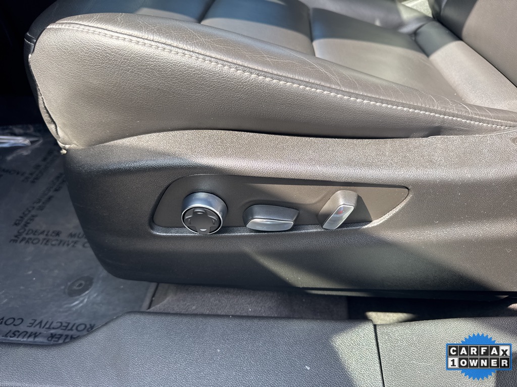 2024 Cadillac XT4 Premium Luxury photo 18