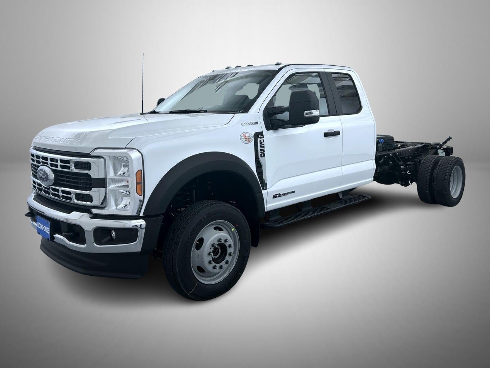 2026 Ford F-550 Super Duty Chassis Cab XL's photo