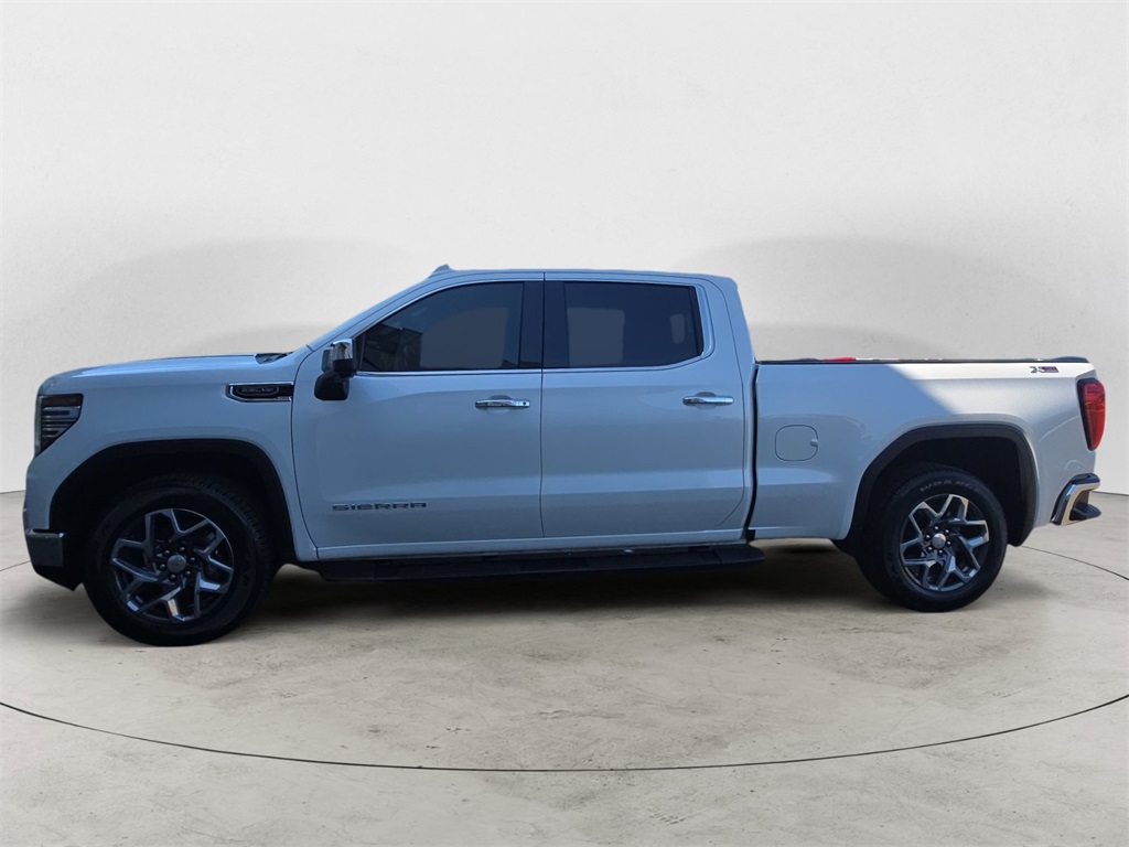 2022 Gmc Sierra 1500 SLT photo 2