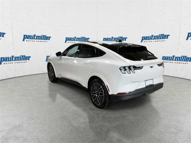 2025 Ford Mustang Mach-E Premium photo 8
