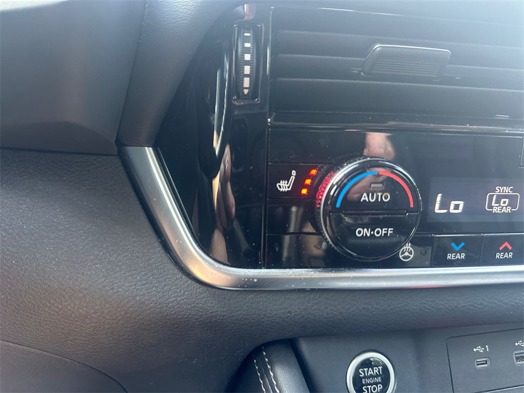 2021 Nissan Rogue SL photo 24