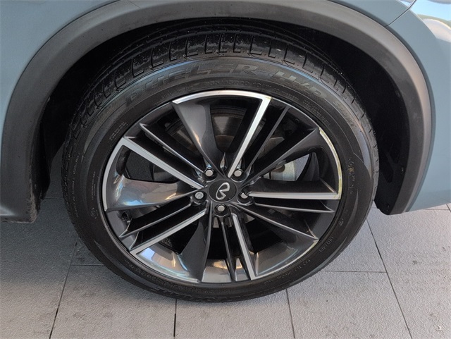 2023 Infiniti QX55 Essential photo 17