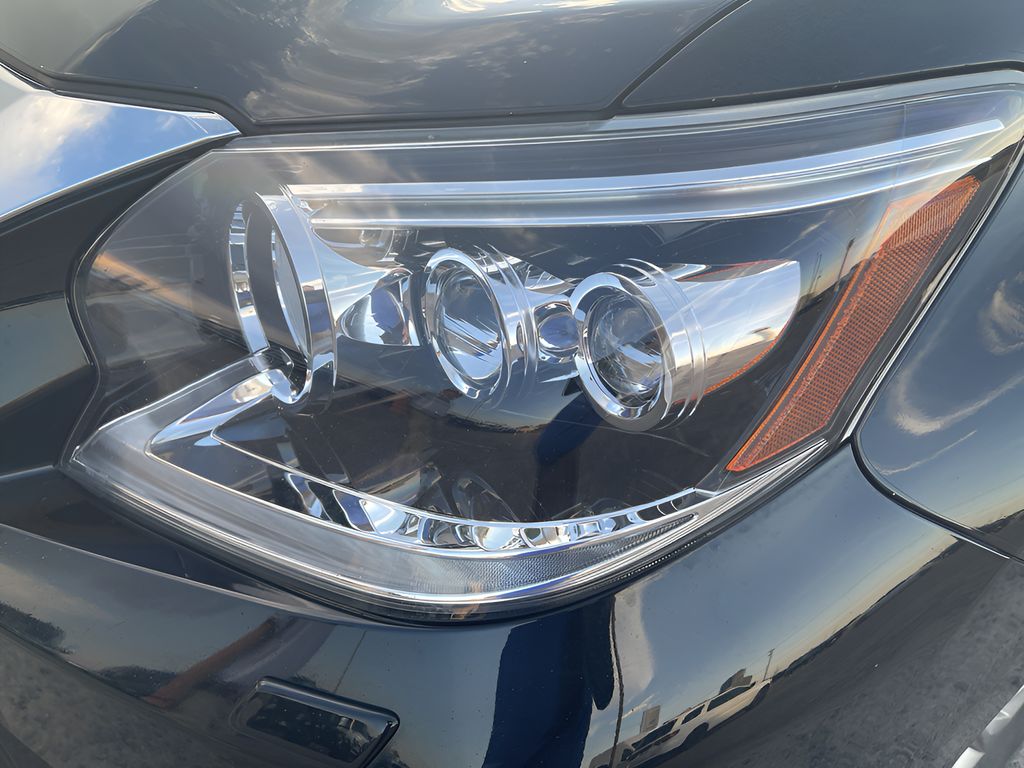 2019 Lexus GX 460 Luxury photo 30