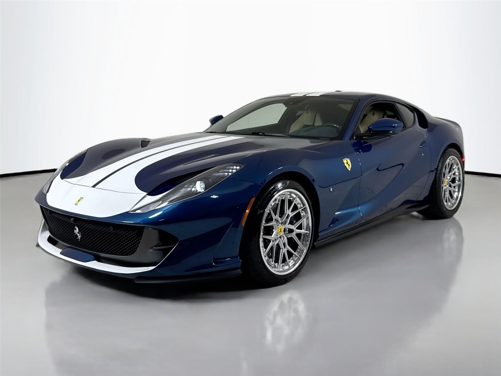 2020 Ferrari 812 Superfast photo 40