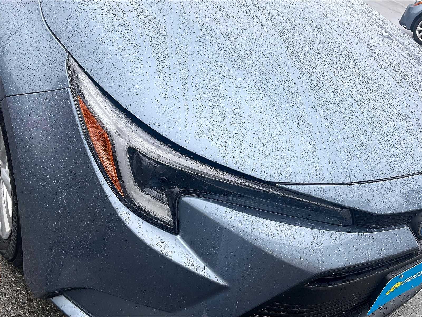 2023 Toyota Corolla Hybrid LE photo 31