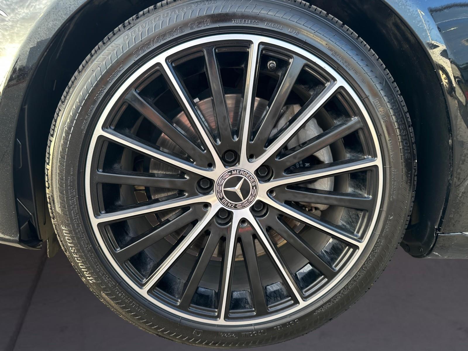 2021 Mercedes Benz C 300 photo 14
