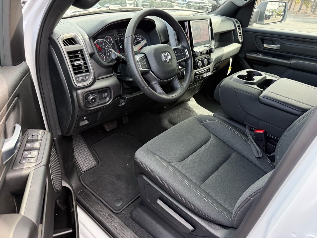 2026 Ram 1500 Tradesman photo 4
