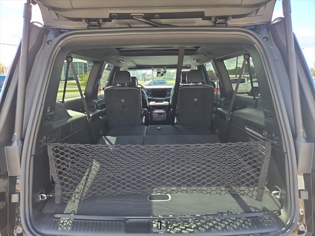 2025 Jeep Wagoneer L Series II photo 3