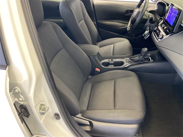 2024 Toyota Corolla LE photo 33