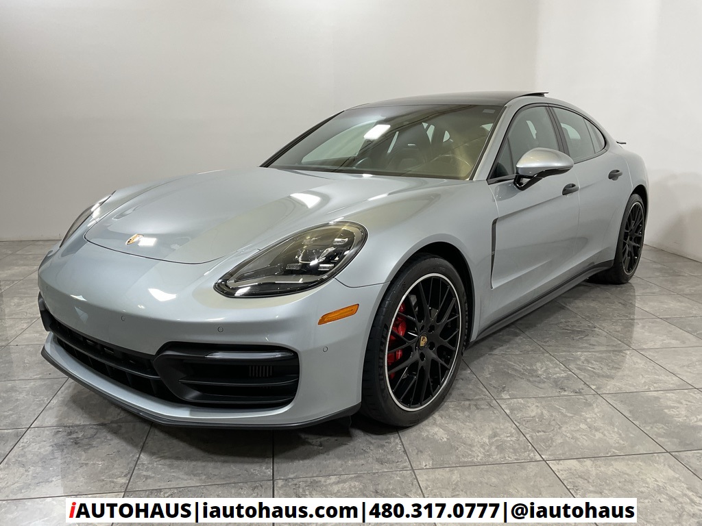 2022 Porsche Panamera 4S photo 2