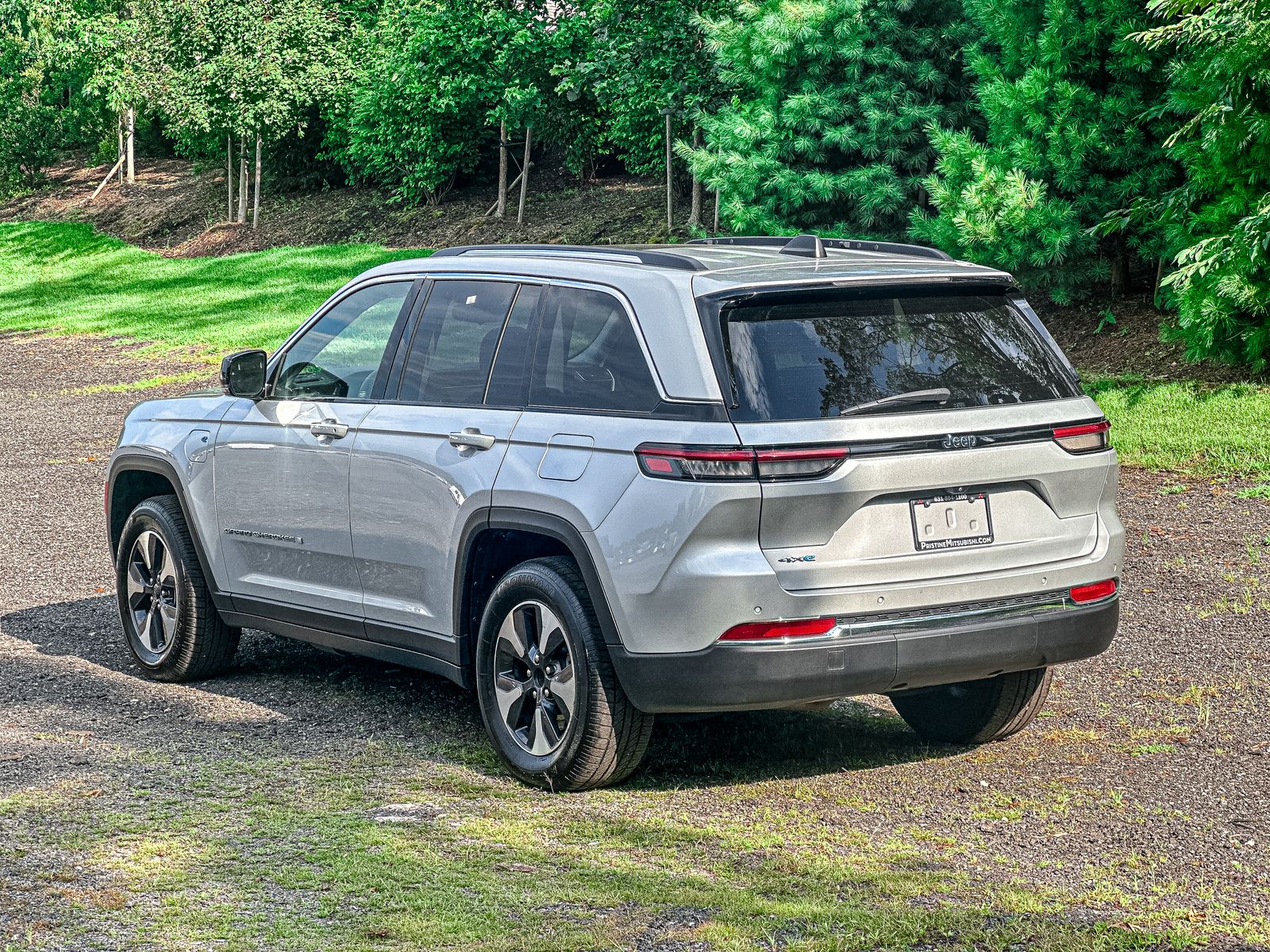 2023 Jeep Cherokee 4xe photo 4