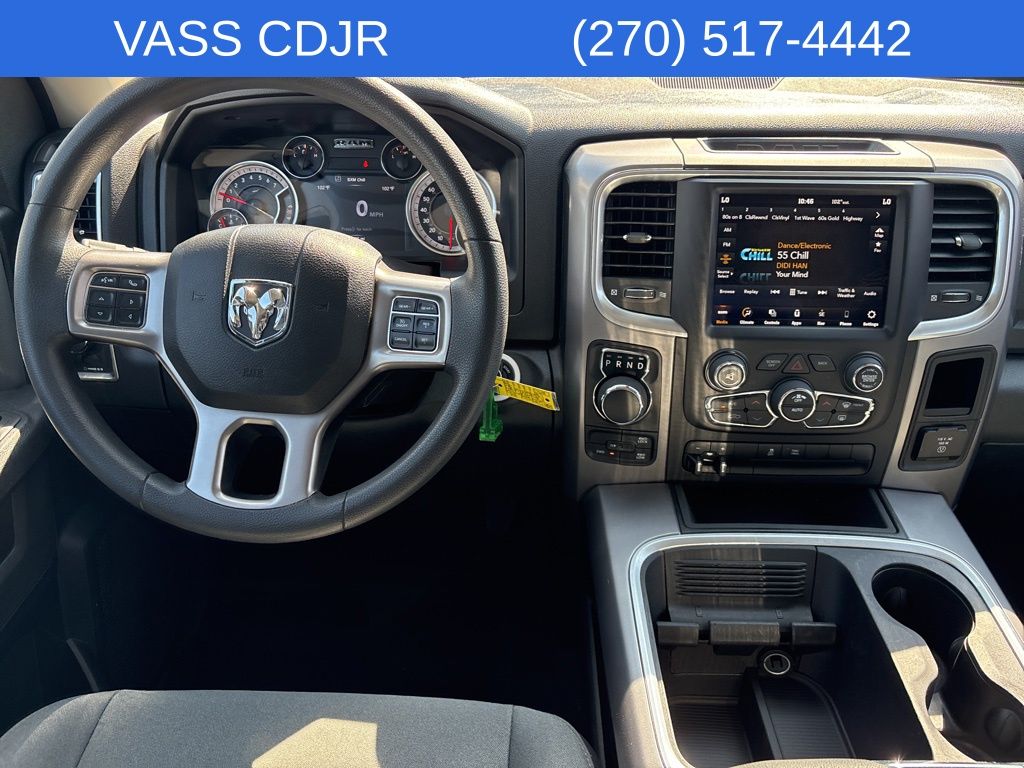 2023 Ram 1500 SLT photo 11