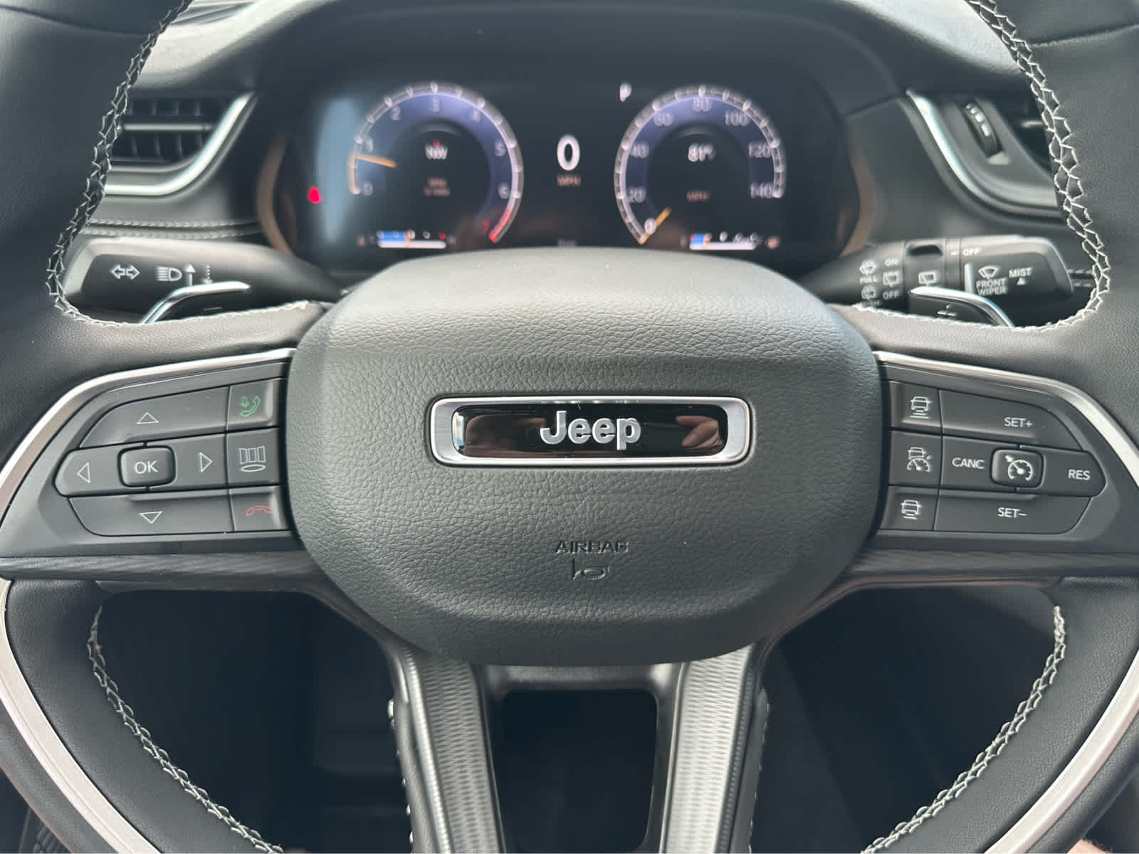 2025 Jeep Grand Cherokee Laredo X photo 22