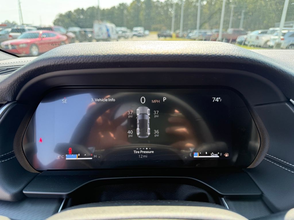2025 Jeep Grand Cherokee Altitude photo 15