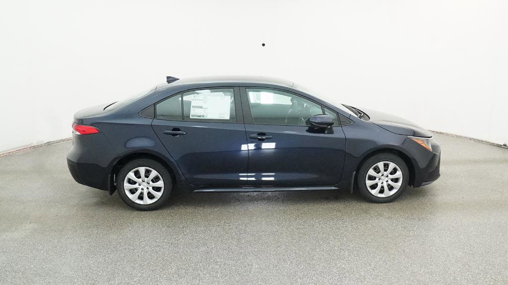2026 Toyota Corolla LE photo 25