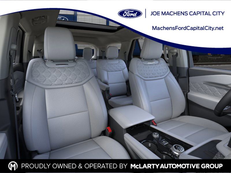 2025 Ford Explorer Platinum photo 9