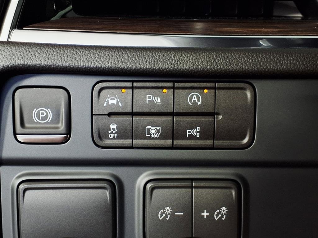 2026 Chevrolet Tahoe LT photo 9