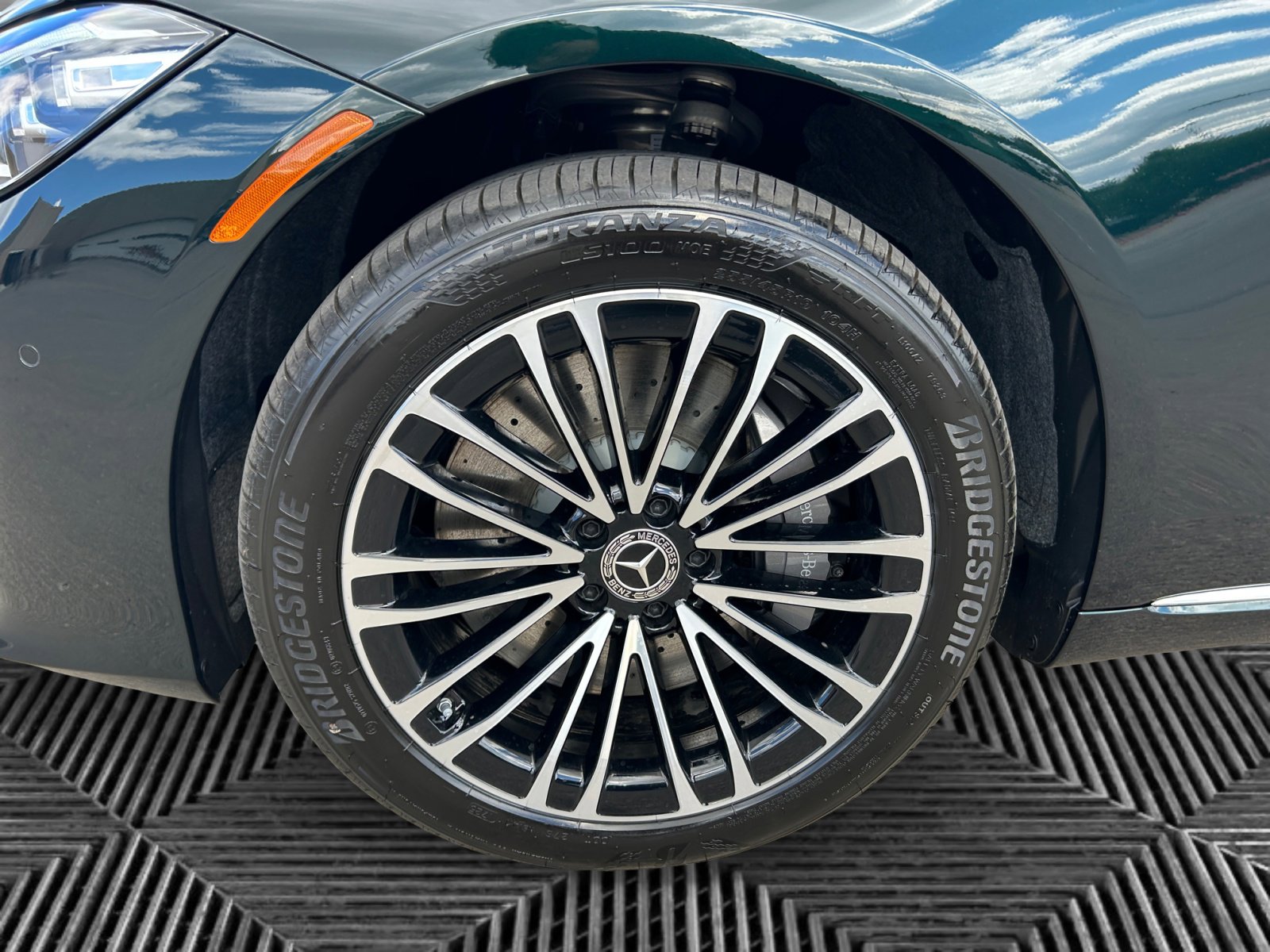 2026 Mercedes Benz S 580 4MATIC photo 13