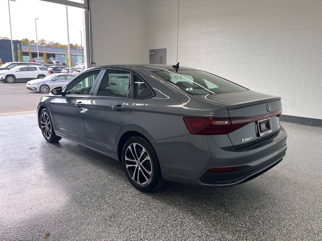 2026 Volkswagen Jetta 1.5T Sport photo 3