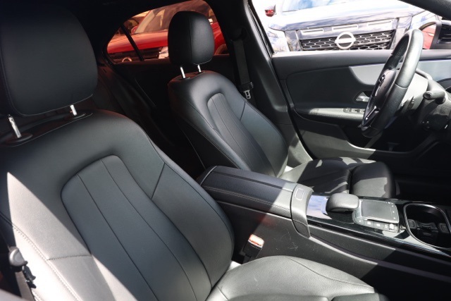 2021 Mercedes Benz A 220 photo 16