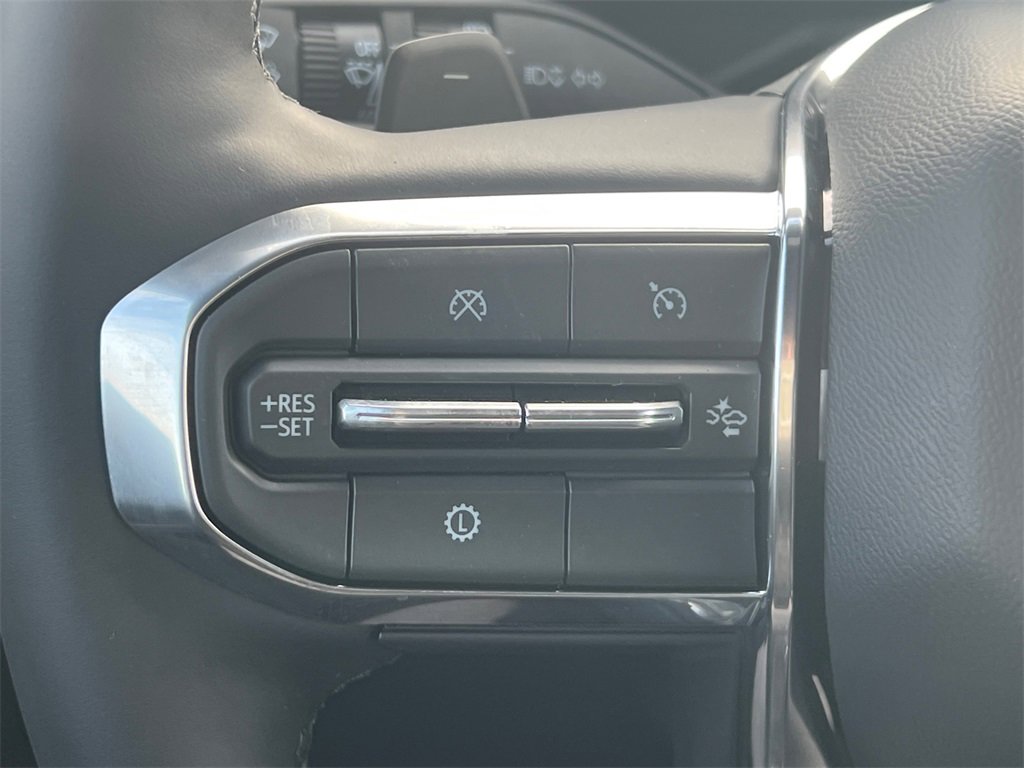 2026 GMC ACADIA - Image 19