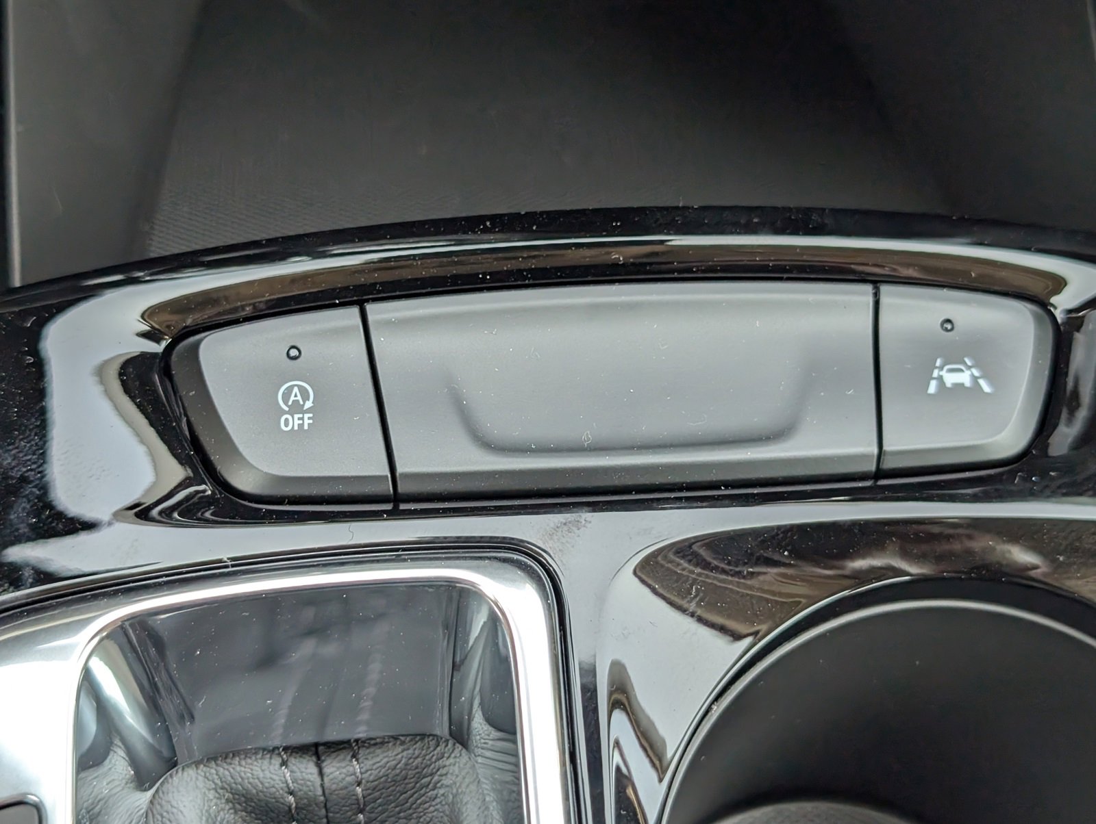 2026 Chevrolet Trax LT photo 16