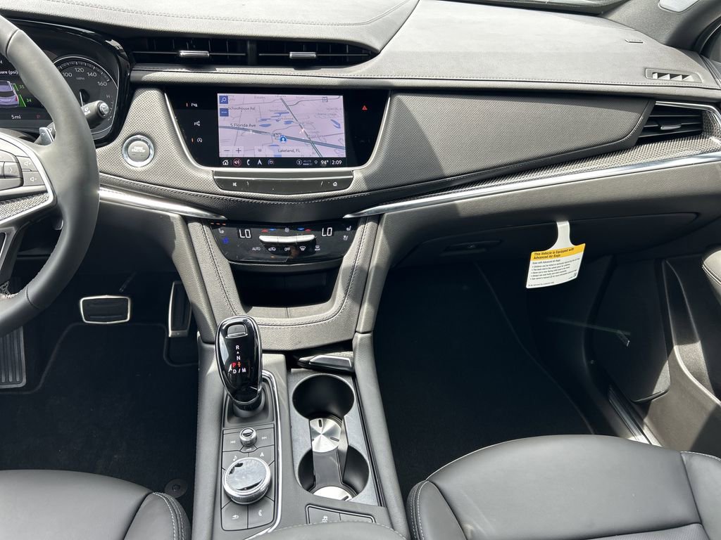 2025 Cadillac XT5 Sport photo 15