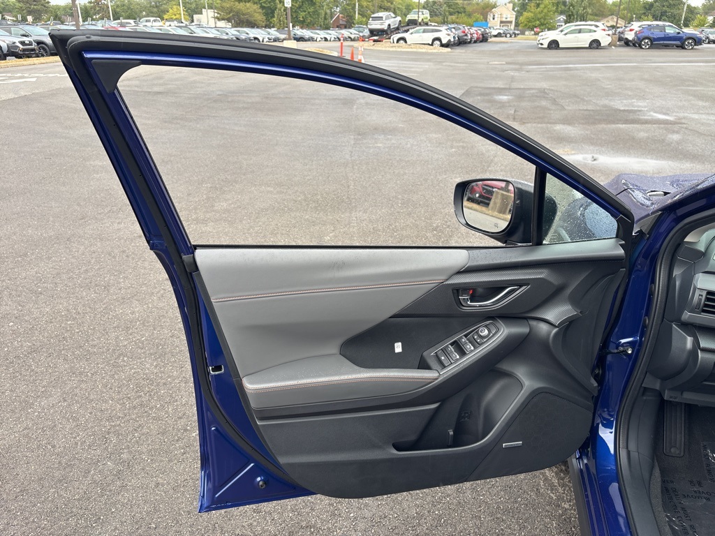 2025 Subaru Crosstrek Limited photo 19