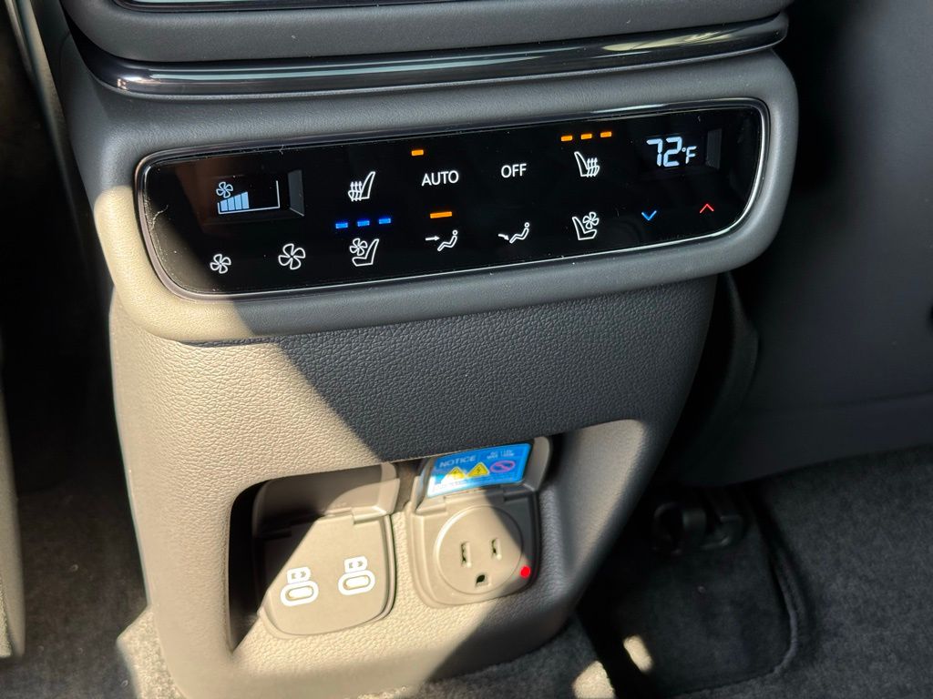 2026 Genesis GV80 3.5T Prestige AWD photo 20