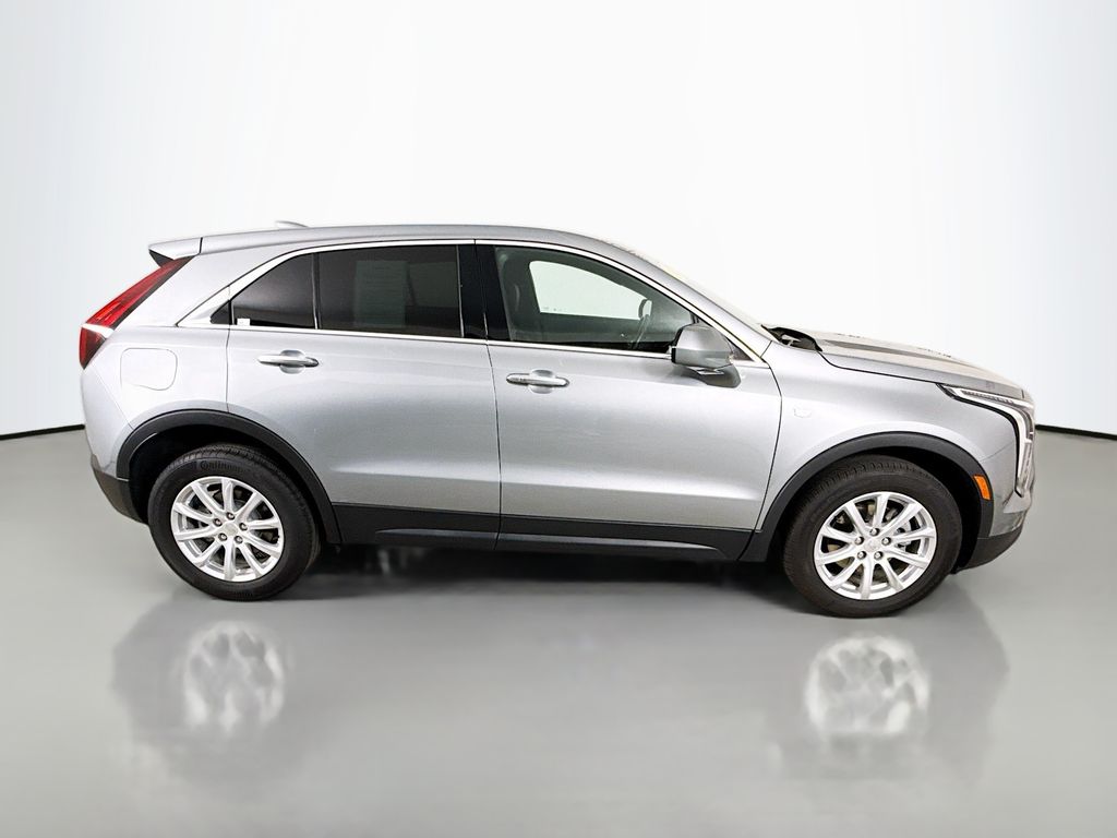2023 Cadillac XT4 Luxury photo 6