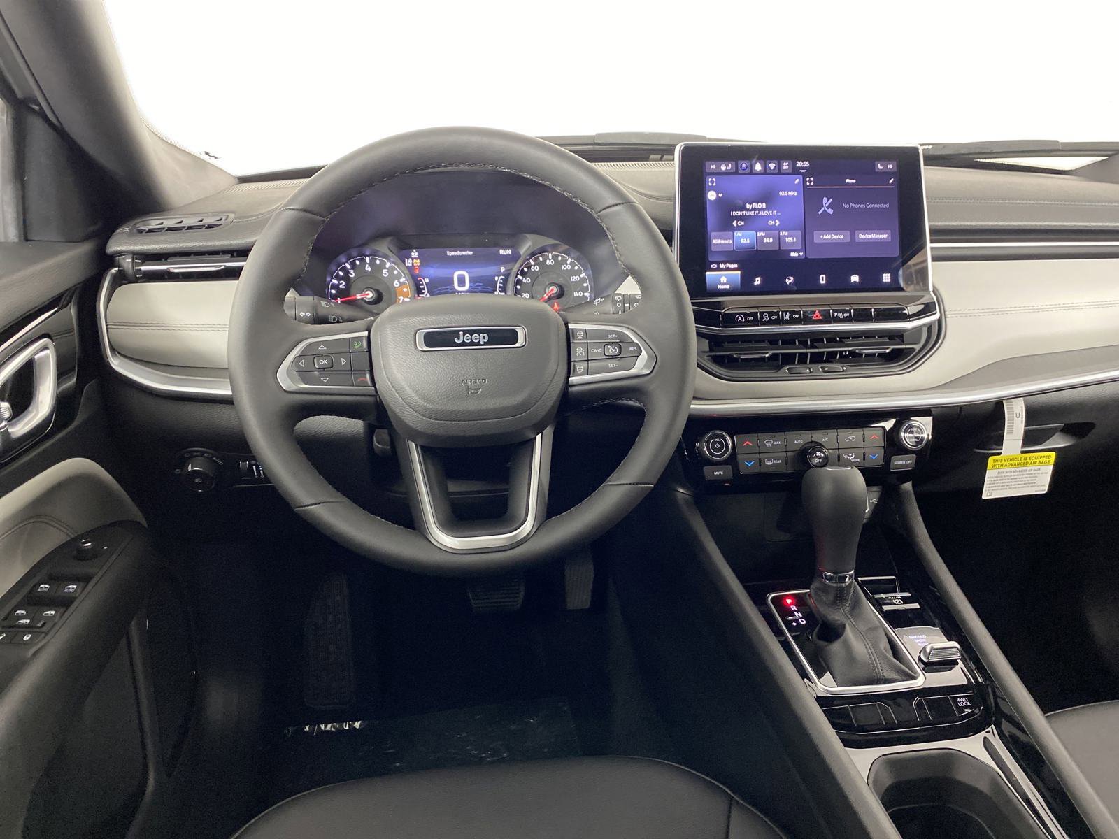 2025 Jeep Compass Limited photo 11