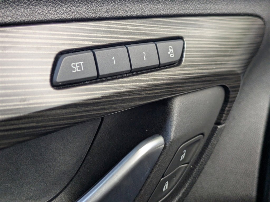 2024 Gmc Terrain SLT photo 23