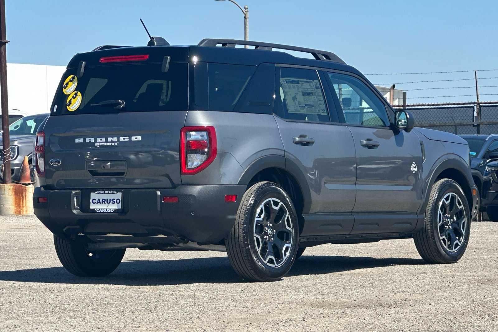 2025 Ford Bronco Sport Outer Banks photo 2