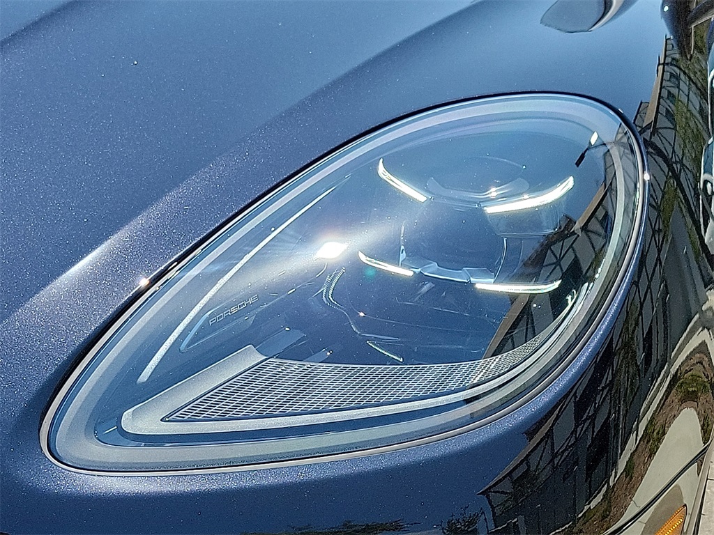 2025 Porsche Macan GTS photo 27