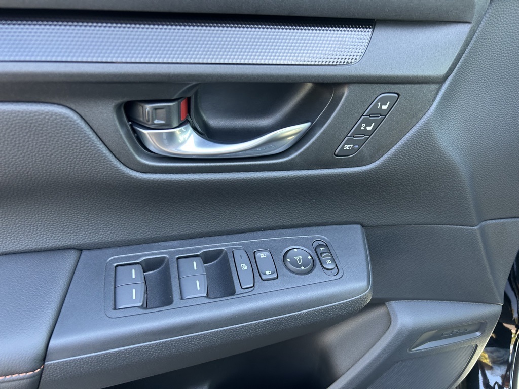2026 Honda CR-V Hybrid Sport-L photo 10