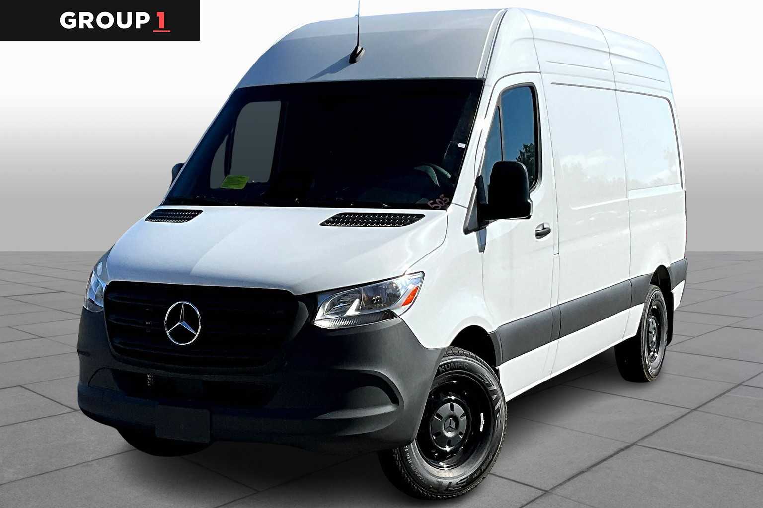 2025 Mercedes-Benz Sprinter Cargo Van Base's photo