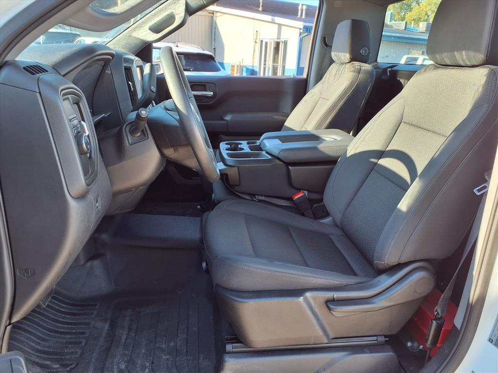 2024 Chevrolet Silverado 1500 photo 4