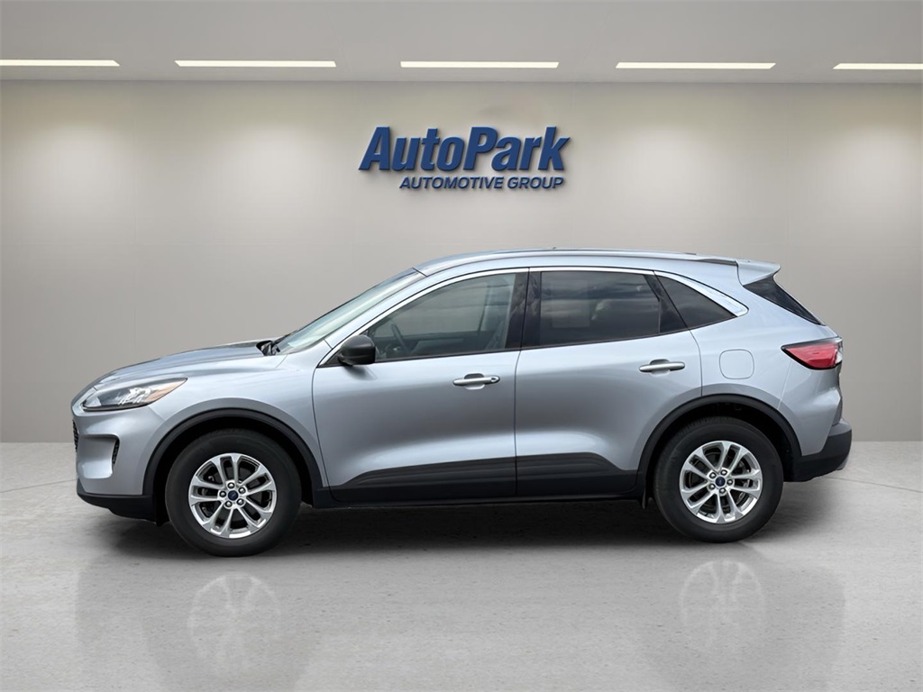 2022 Ford Escape SE photo 4