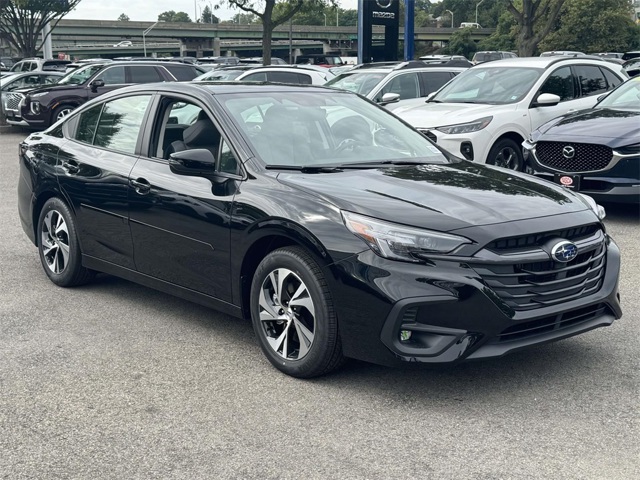 2025 Subaru Legacy Premium's photo