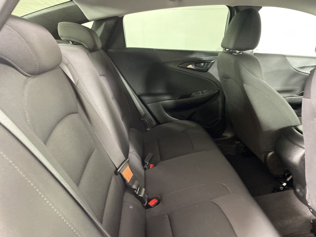2023 Chevrolet Malibu LS photo 17