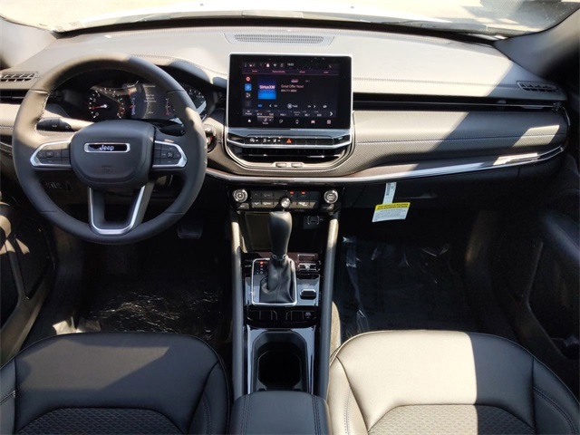 2026 Jeep Compass Latitude Altitude Special Edition photo 18