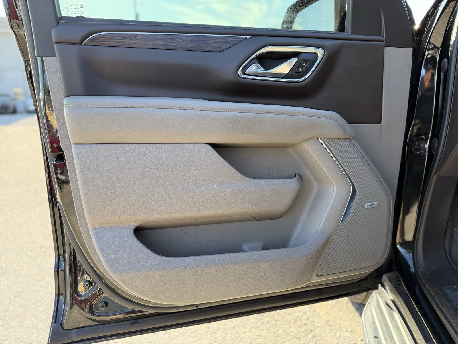 2021 Chevrolet Suburban LT photo 10