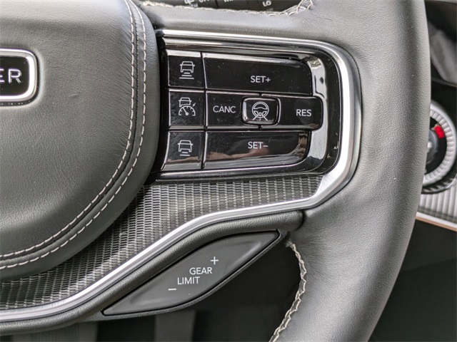 2024 Jeep Grand Wagoneer II photo 23