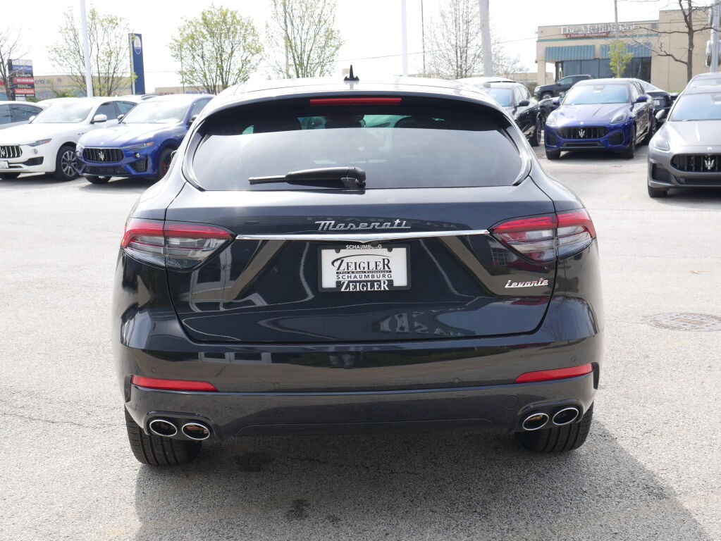 2023 Maserati Levante GT photo 8