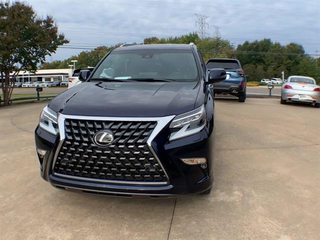 2023 Lexus GX 460 Premium photo 3