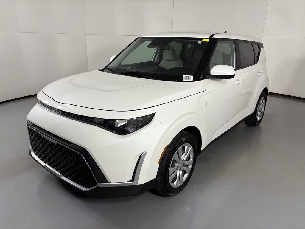 2023 Kia Soul LX photo 2